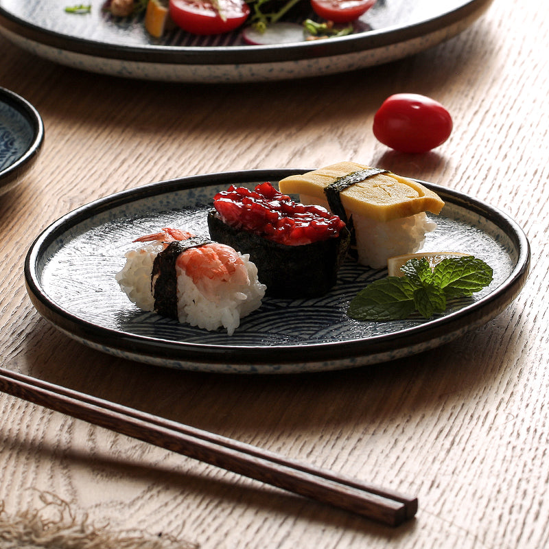 Assiette japonaise en céramique "Seigaiha"