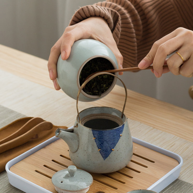 Elégant pot à thé en céramique « Urishido »