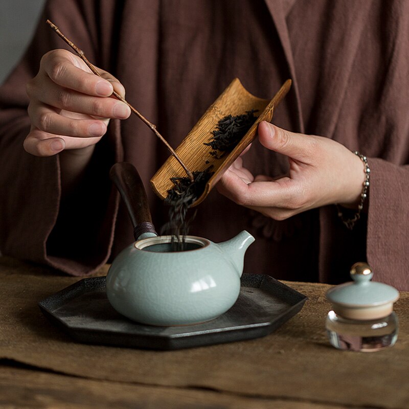 Théière japonaise en céramique avec manche « Kiya »