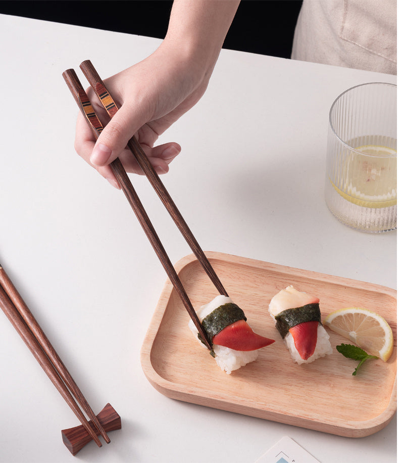 Set de baguettes japonaises en bois massif "Nagomi"