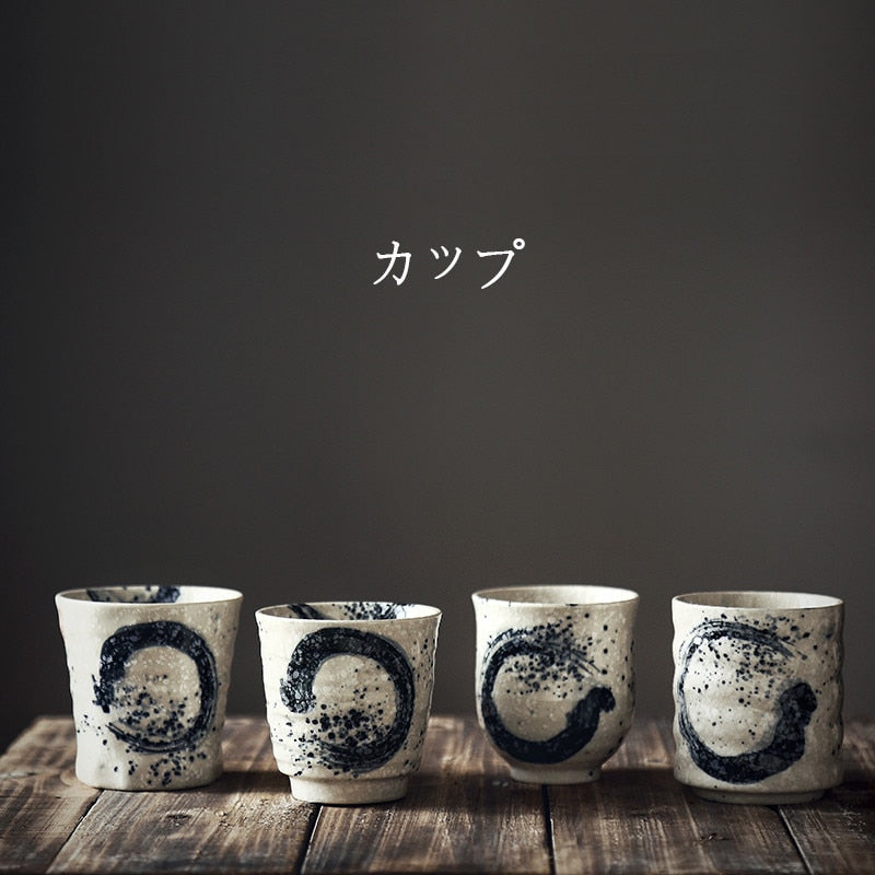 Tasse japonaise en céramique dessinée main « Tsukuda »